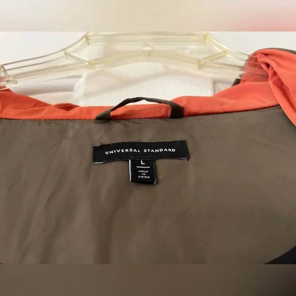 Universal Standard Women’s Puffer in Size 22-24 (Large in Universal Standard) - Picture 4 of 13